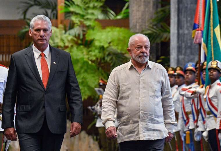¡Que viva el pueblo cubano!